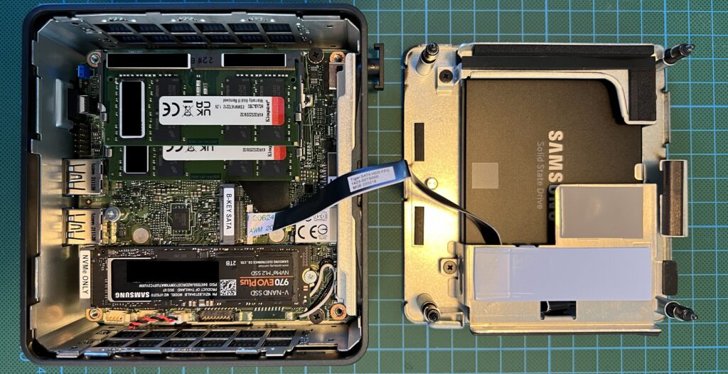 NUC11TNH Internals